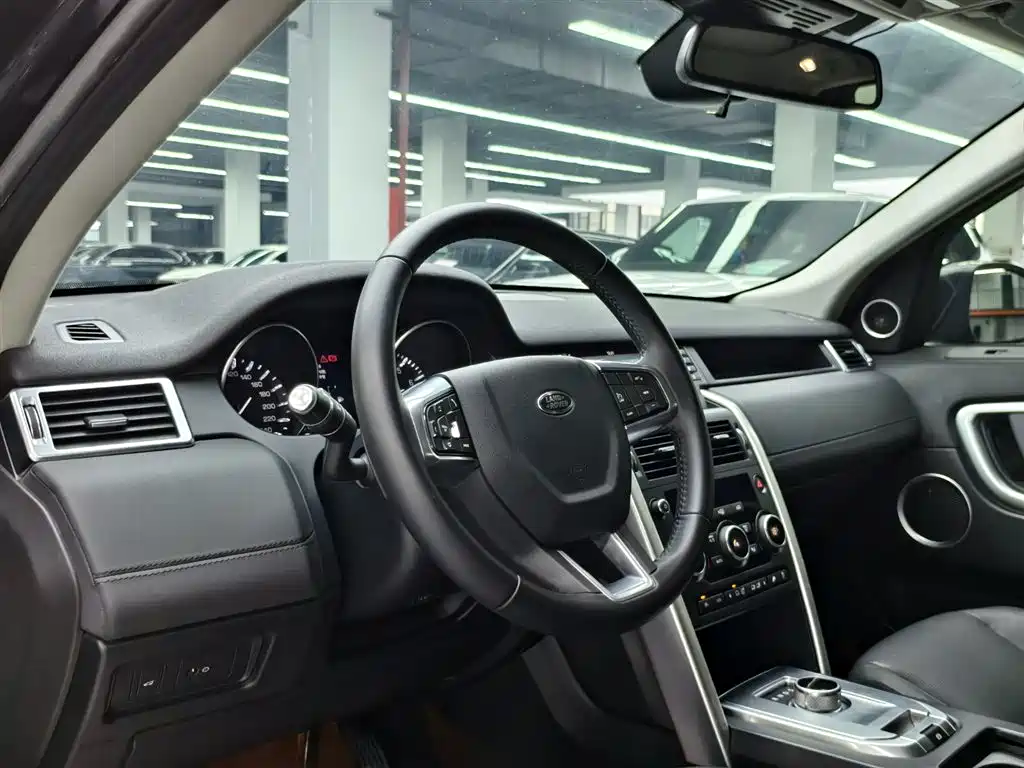 Land Rover Discovery Sport 2016 — фото 4