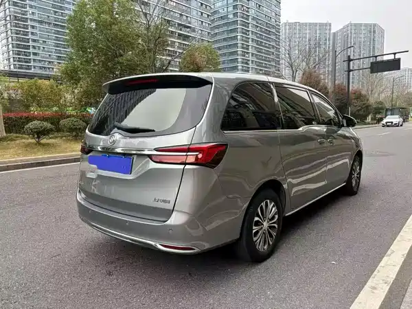 Buick GL8 2023