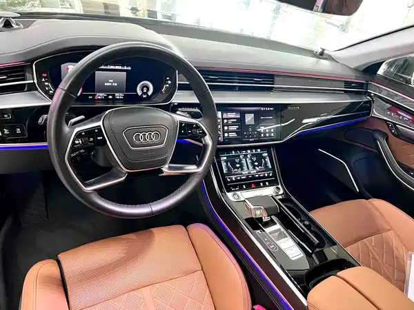 Audi A8 2024