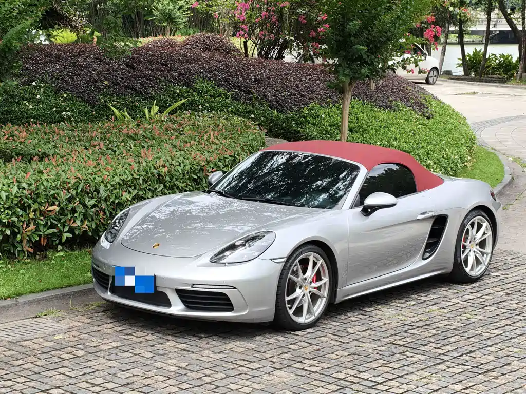 Porsche 718 2018 — фото 1