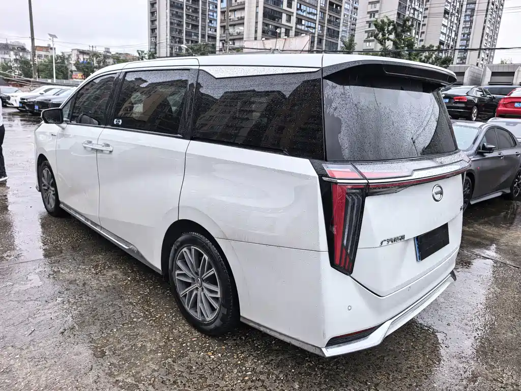 GAC Motor Trumpchi M8 2023 — фото 10