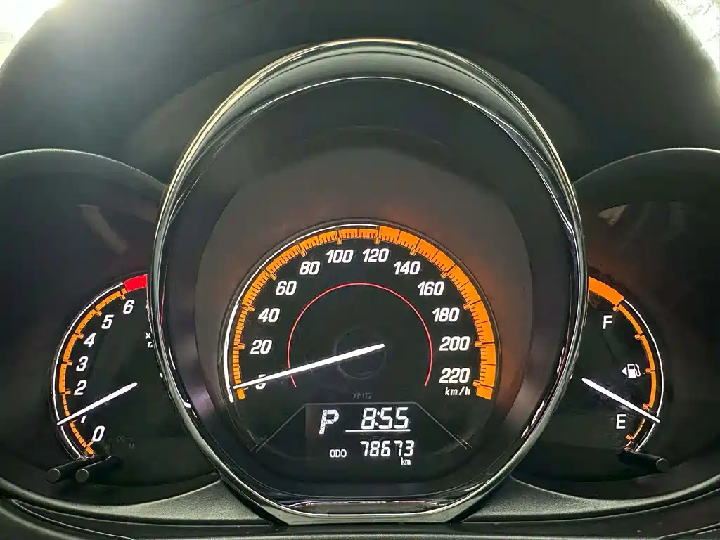 Toyota Yaris L 2022