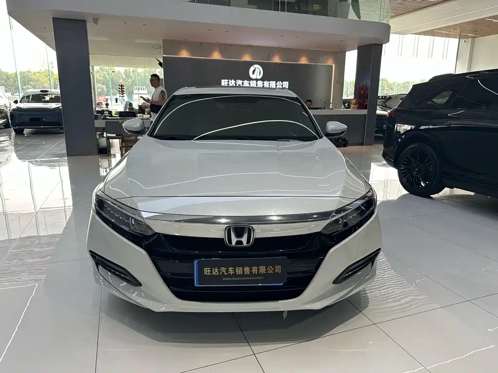 Honda Accord 2019 — фото 2