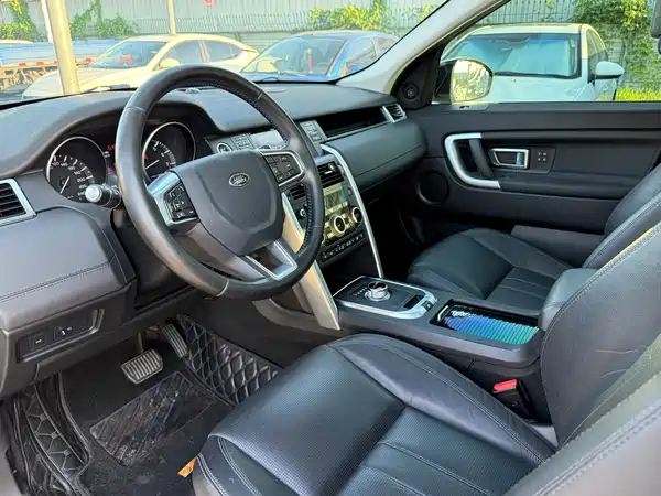 Land Rover Discovery Sport 2016