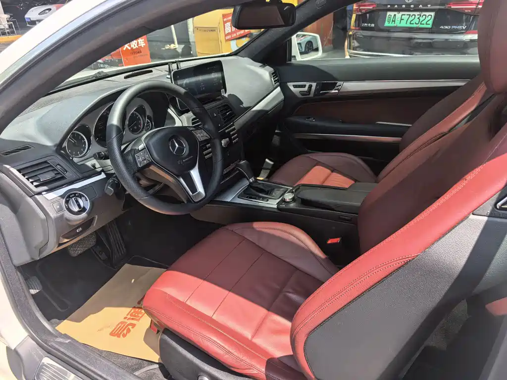 Mercedes-Benz E-Class 2013 — фото 12