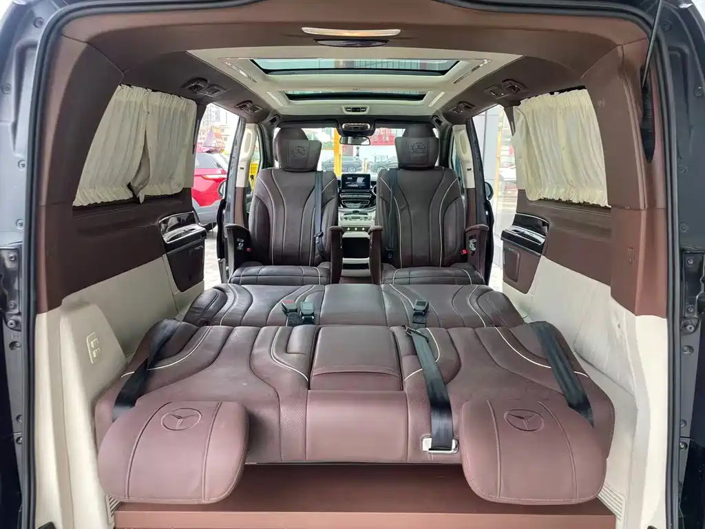 Mercedes-Benz V-Class 2018 — фото 6