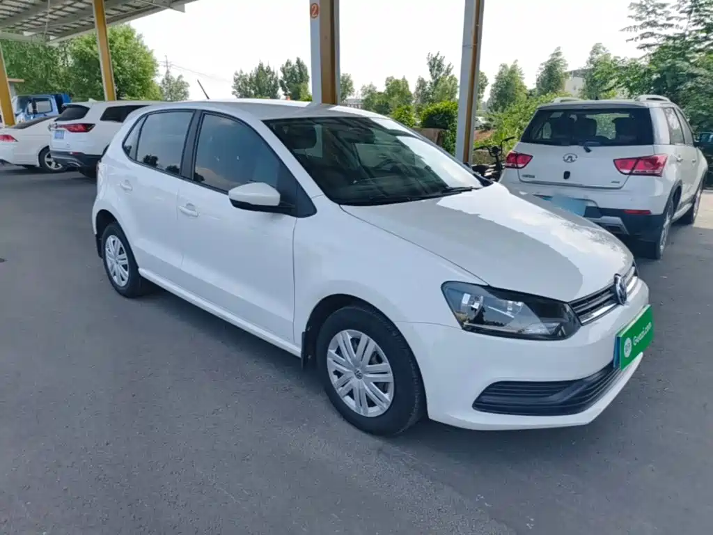 Volkswagen Polo 2015
