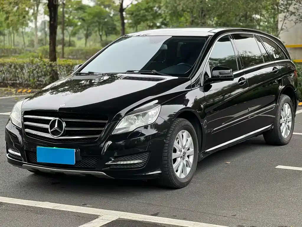 Mercedes-Benz R-Class 2015 — фото 1