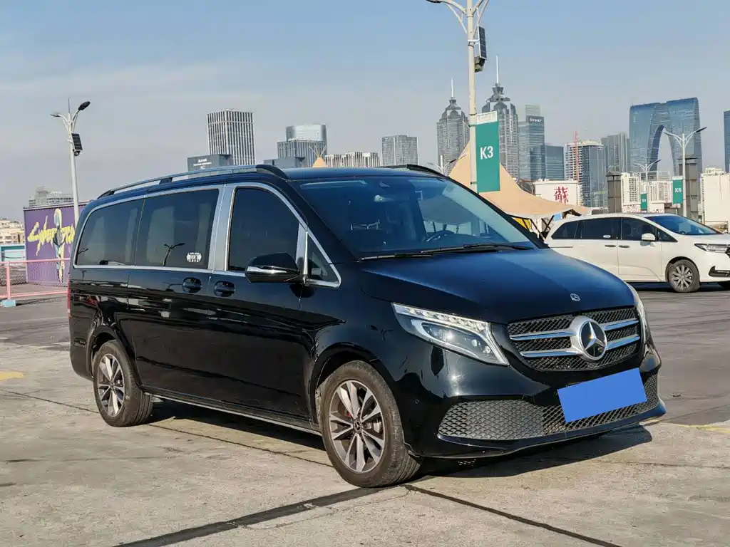 Mercedes-Benz V-Class 2021 — фото 3