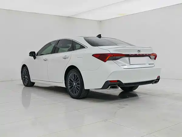 Toyota Avalon 2023