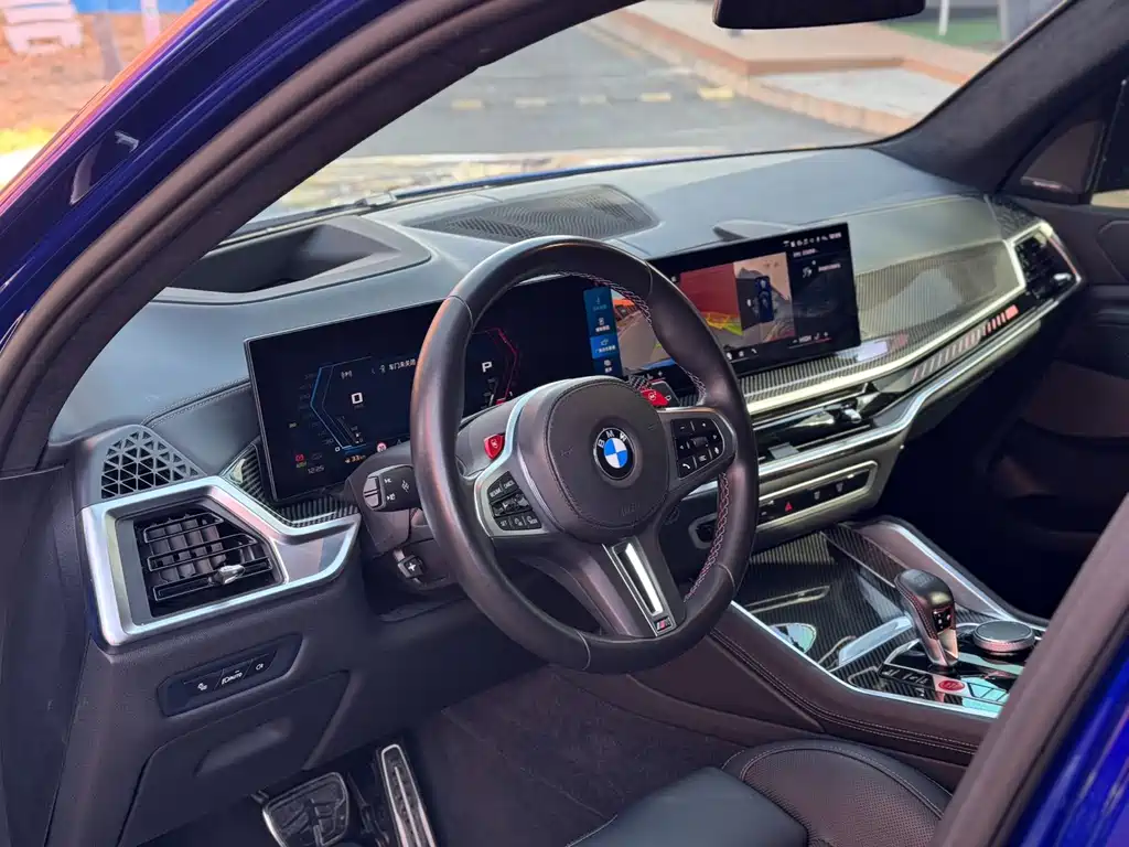 BMW X5 M 2025 — фото 4