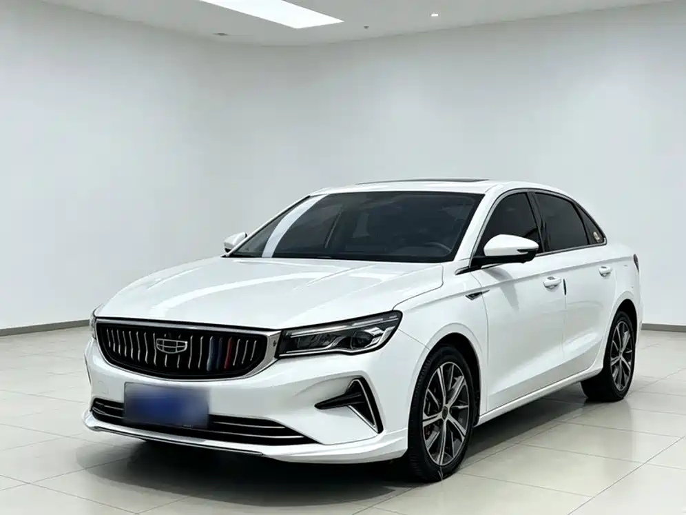 Geely Emgrand 2022 — фото 2