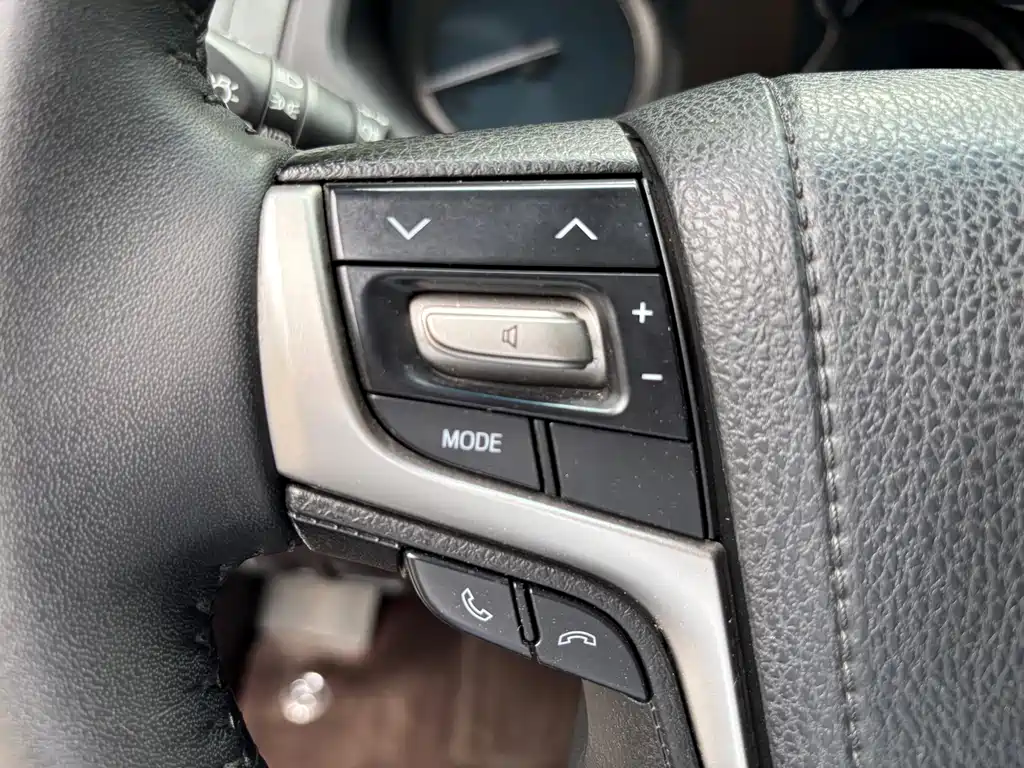 Toyota Prado 2019 — фото 18