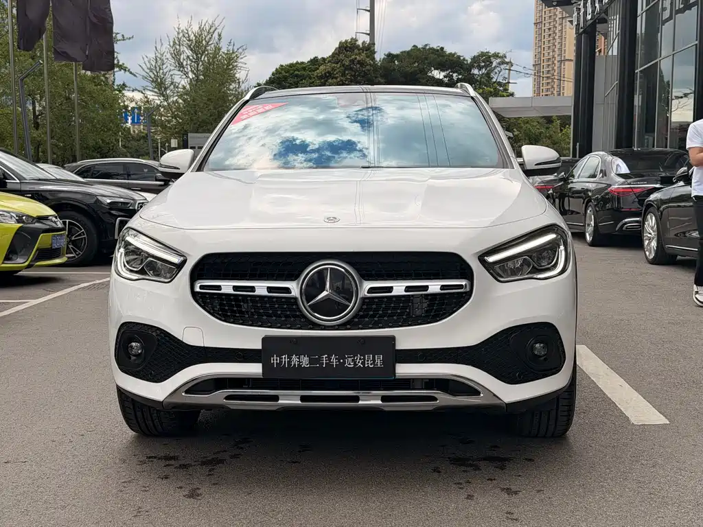 Mercedes-Benz GLA 2023 — фото 3