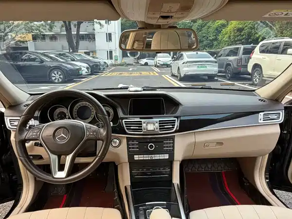Mercedes-Benz E-Class 2016
