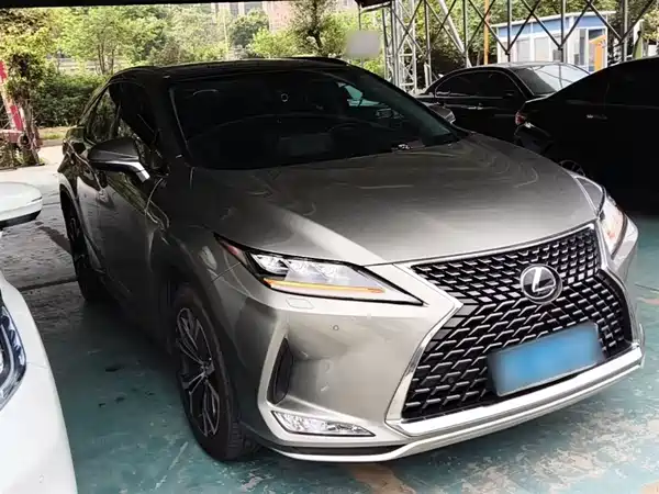 Lexus RX 2020