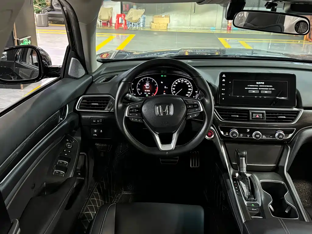 Honda Accord 2023 — фото 13