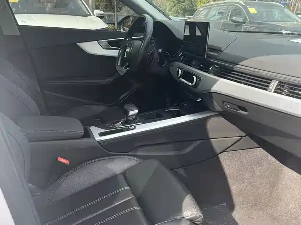 Audi A4L 2022