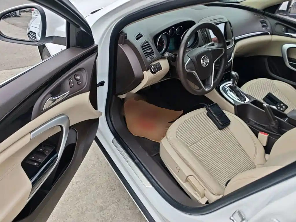Buick Regal 2015 — фото 16