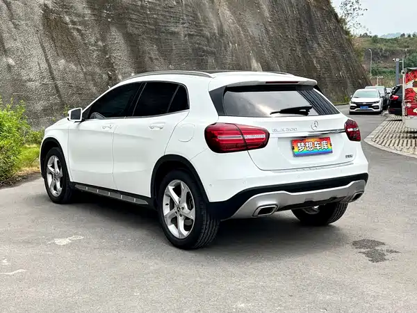 Mercedes-Benz GLA 2019