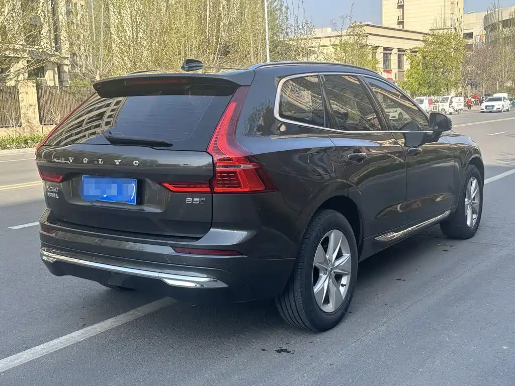 Volvo XC60 2021 — фото 16