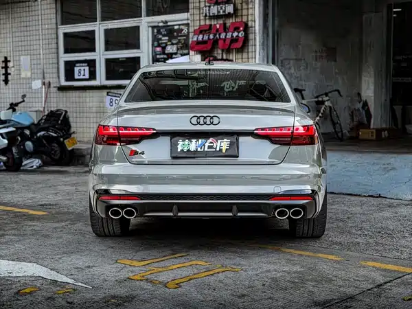 Audi S4 2023