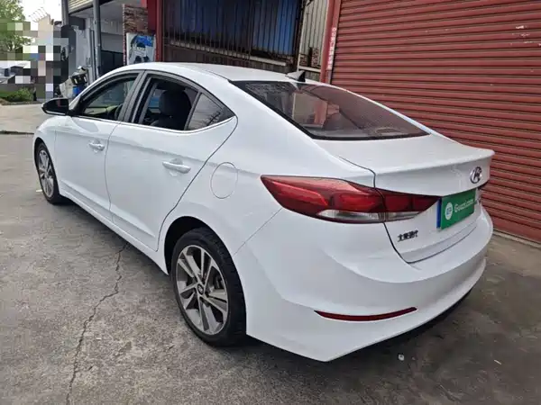 Hyundai Celesta 2016