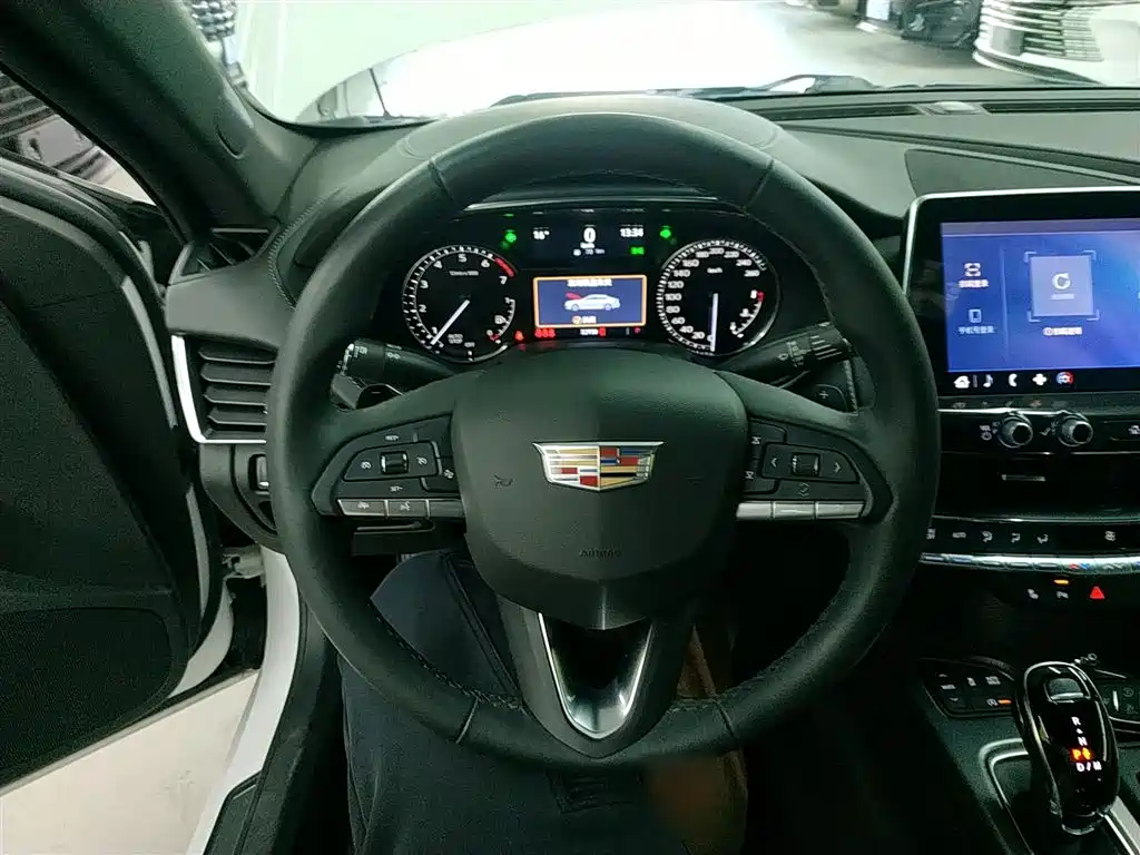 Cadillac CT5 2021 — фото 11