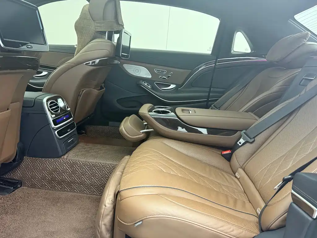 Mercedes-Benz Maybach S-Class 2016 — фото 11
