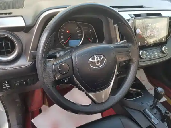 Toyota RAV4 2019