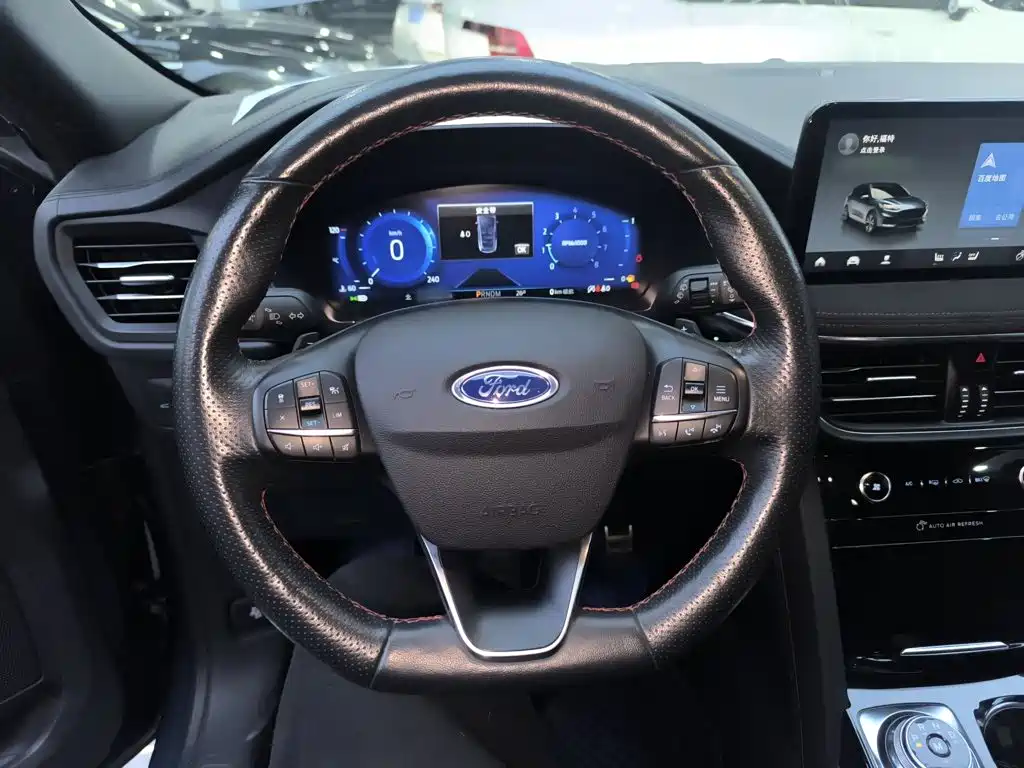 Ford Escape 2020 — фото 11