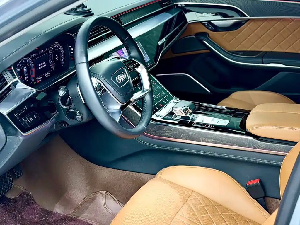 Audi A8 2023 — фото 12