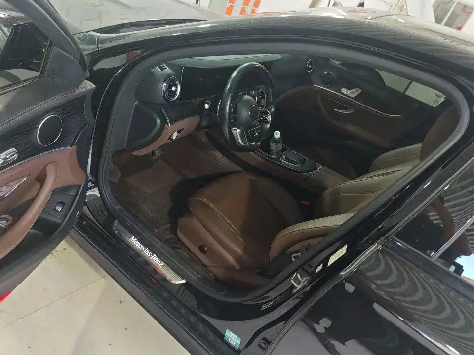 Mercedes-Benz E-Class 2021