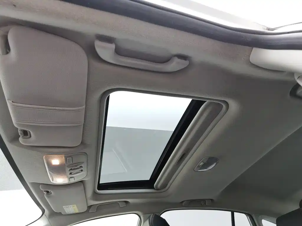 Subaru XV 2016 — фото 14