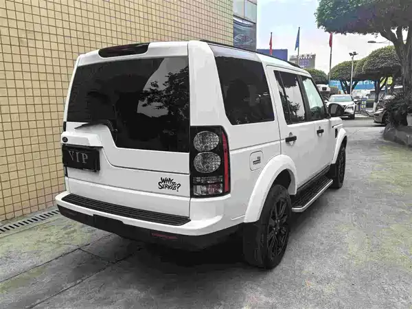 Land Rover Discovery 2014