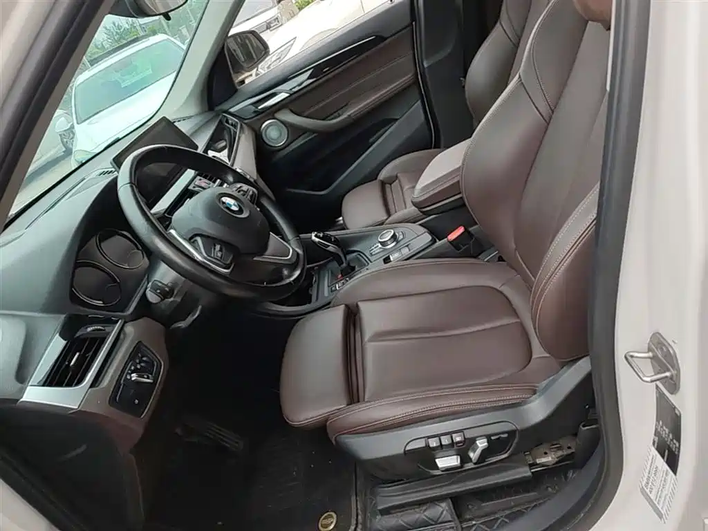 BMW X1 2022 — фото 15