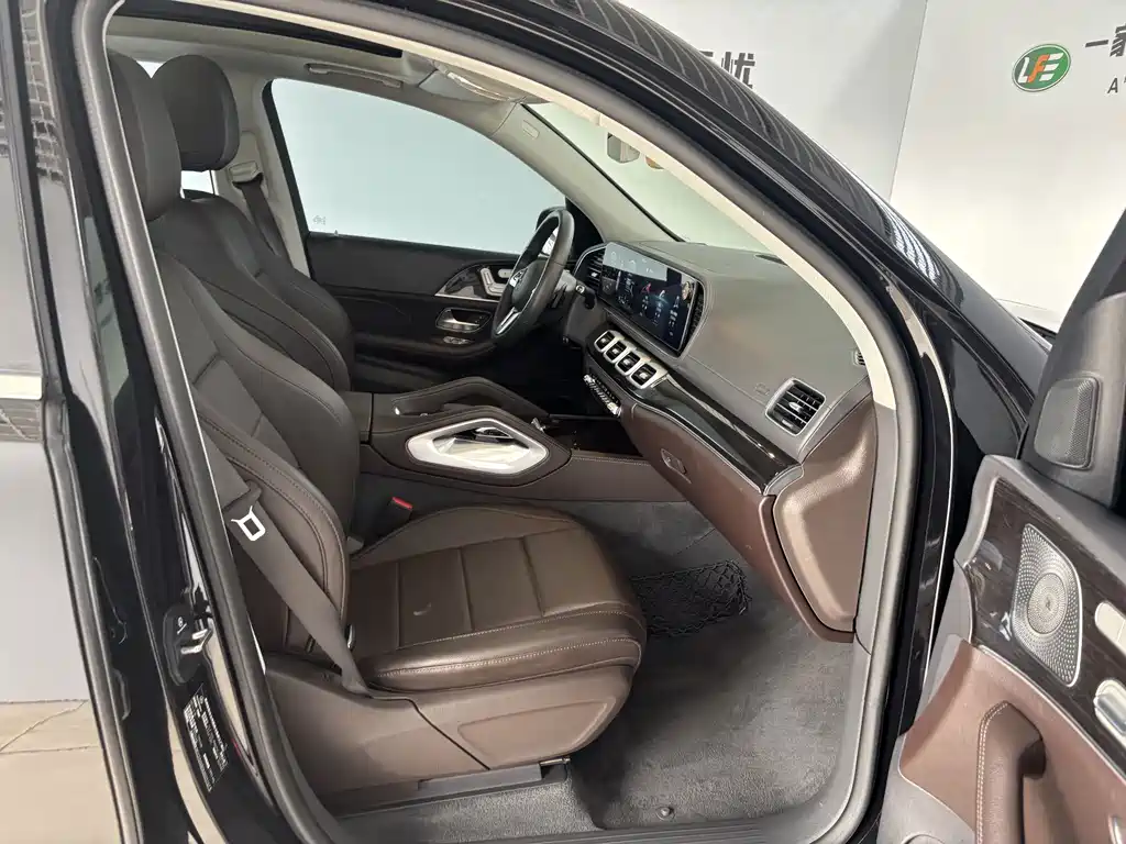 Mercedes-Benz GLE 2020 — фото 26