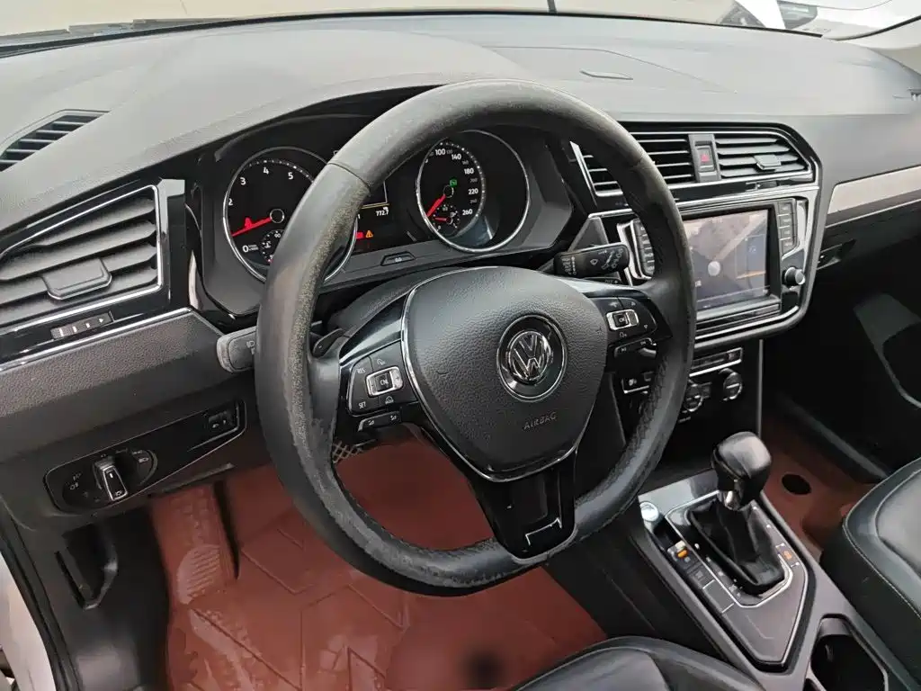 Volkswagen Tiguan L 2018