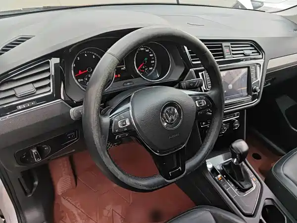 Volkswagen Tiguan L 2018