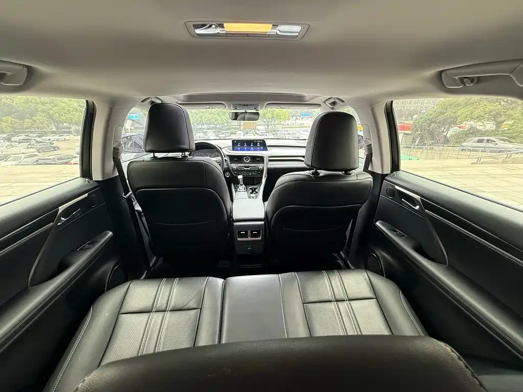 Lexus RX 2017 — фото 18