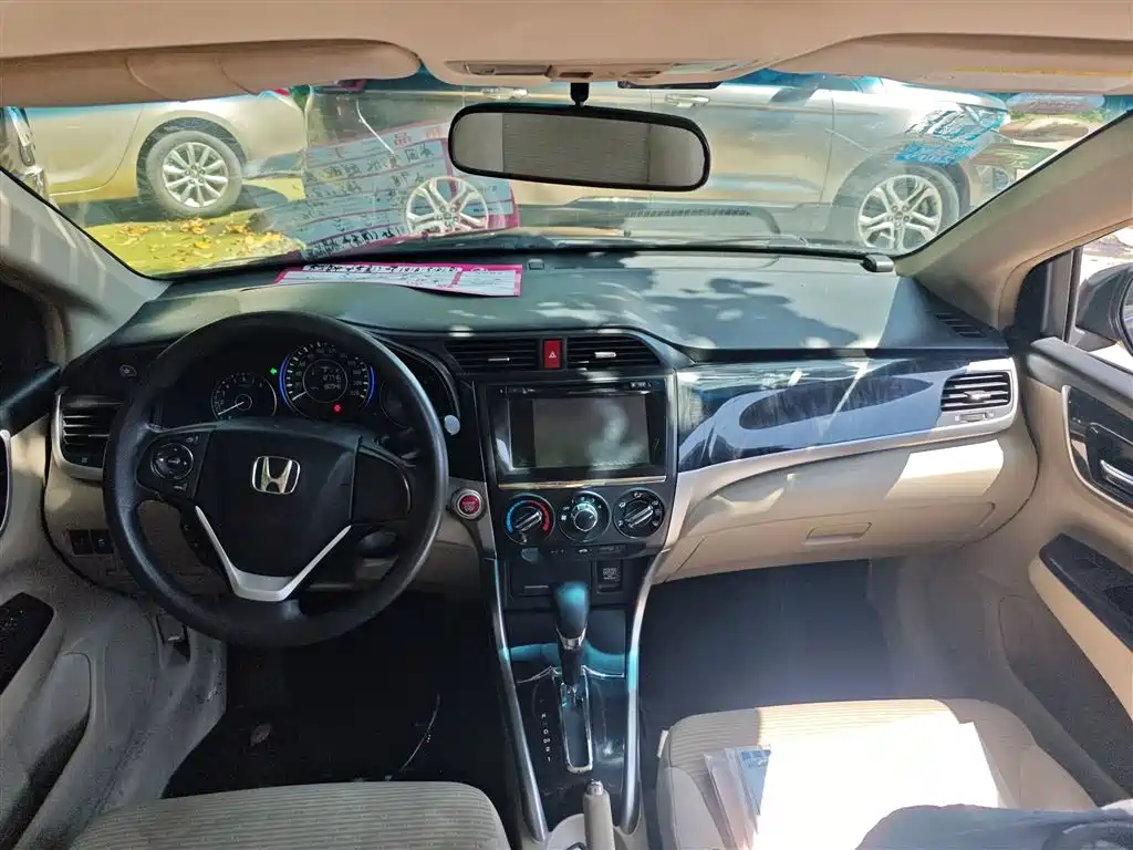Honda Crider 2015 — фото 10