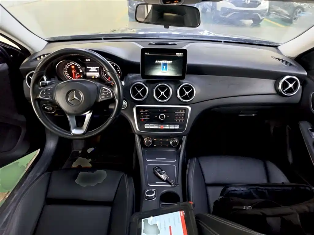 Mercedes-Benz GLA 2018 — фото 10