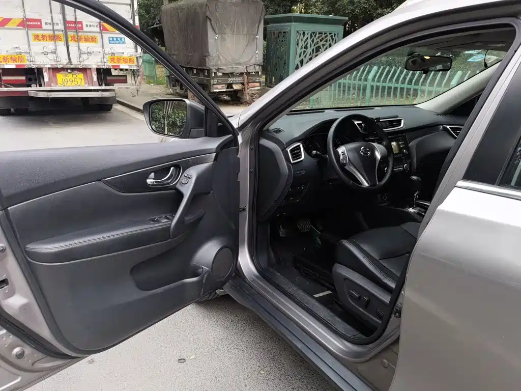 Nissan X-Trail 2015 — фото 17