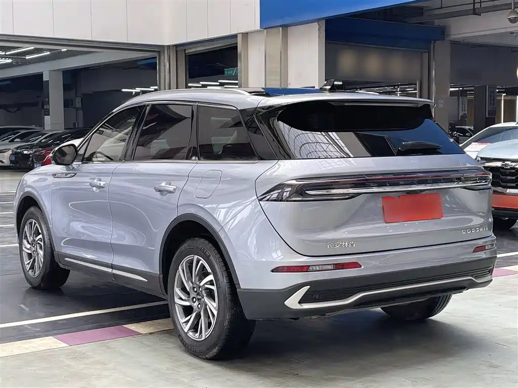 Lincoln Corsair 2023 — фото 11
