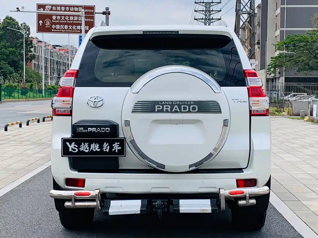 Toyota Prado 2015 — фото 4