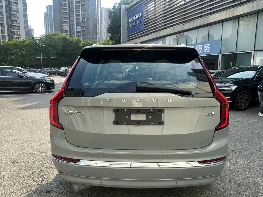 Volvo XC90 PHEV 2025 — фото 7