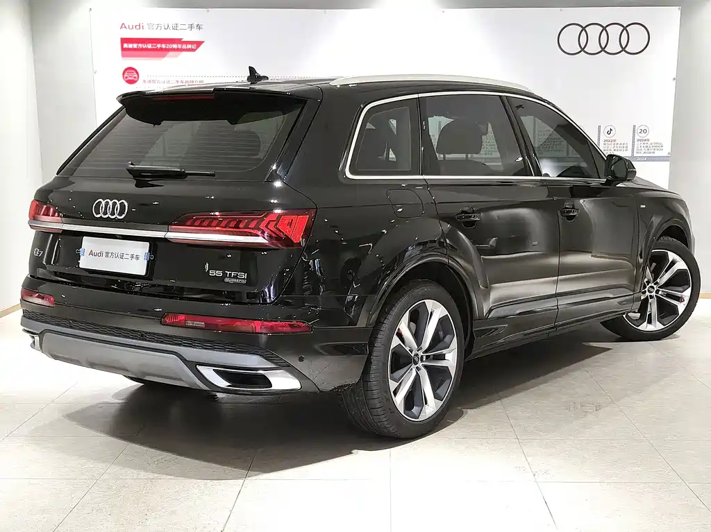 Audi Q7 2024 — фото 4