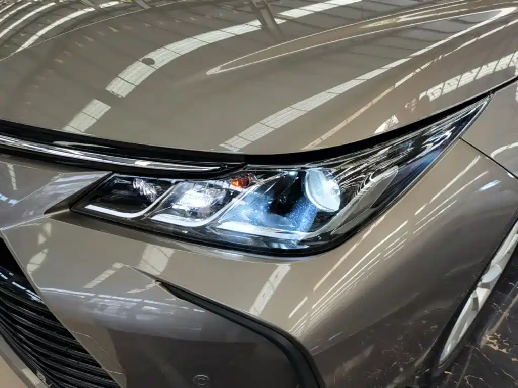Toyota Corolla 2021 — фото 18