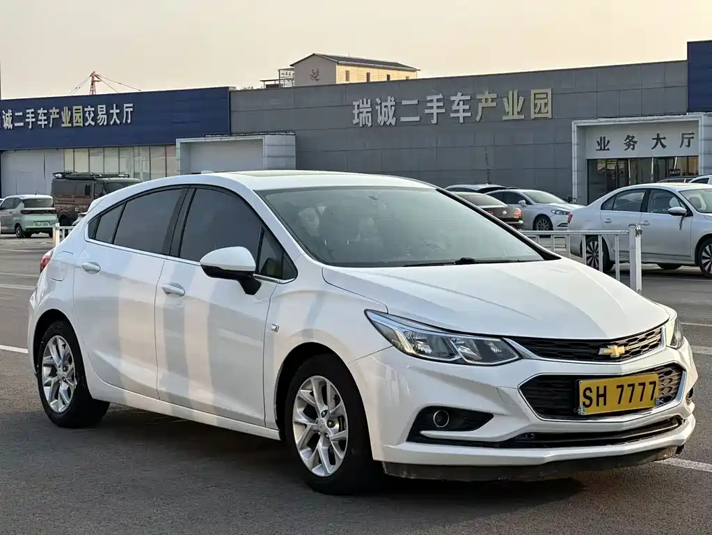 Chevrolet Cruze 2017 — фото 7