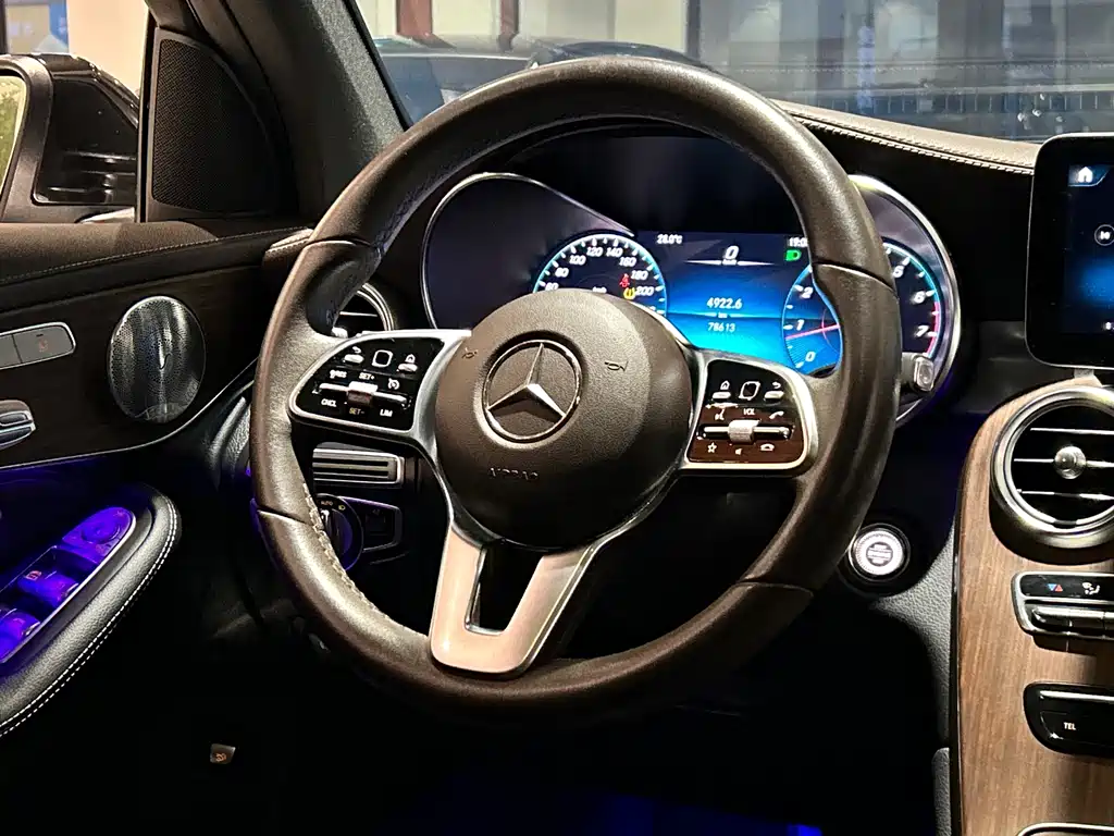 Mercedes-Benz GLC 2020 — фото 27